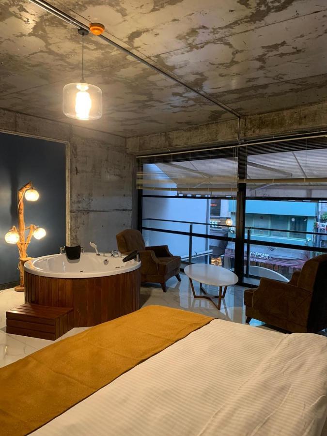 Mas Suites Karakoey 伊斯坦布尔 外观 照片